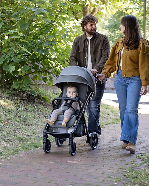 Joie Parcel LX Stroller - Evergreen - Rain Cover and Adapters Included Pushchairs