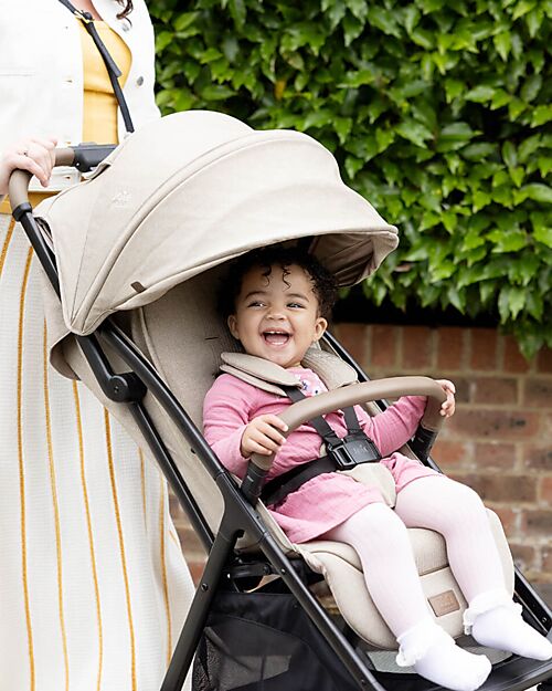 Joie Parcel LX Stroller - Sandstone - Rain Cover and Adapters Included Pushchairs