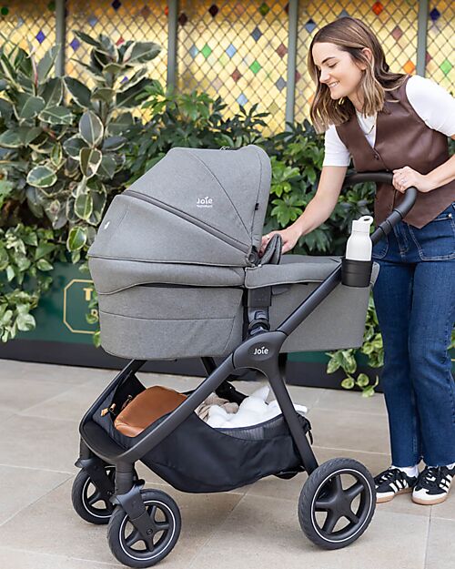 Joie Ramble XL Carrycot - Eclipse - Rain Cover Included Pram Systems