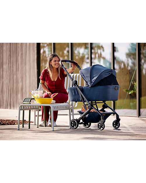 Joolz Joolz Aer+ Carrycot - Navy Blue - Ergonomic and Spacious Pram Systems
