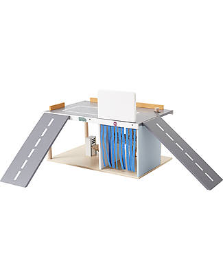 Kid's Concept Car Wash and Gas Station 3-in-1 - Fill up and start your imagination! Wooden Toy Cars, Trains & Trucks