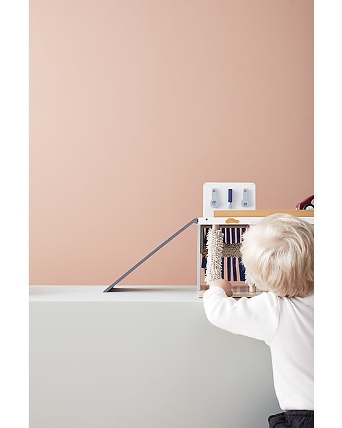 Kid's Concept Car Wash and Gas Station 3-in-1 - Fill up and start your imagination! Wooden Toy Cars, Trains & Trucks