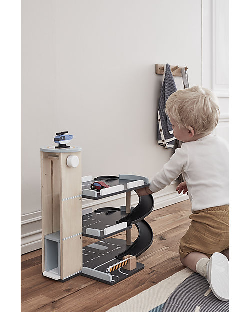 Kid's Concept Grage with Ramp - Park your cars and take the helicopter! Wooden Toy Cars, Trains & Trucks