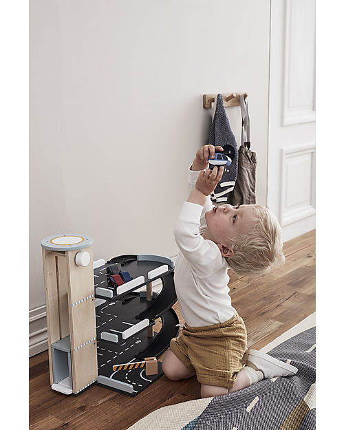 Kid's Concept Grage with Ramp - Park your cars and take the helicopter! Wooden Toy Cars, Trains & Trucks