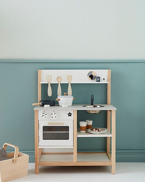 Kid's Concept Play Kitchen - White - Pots are included! Toy Kitchens