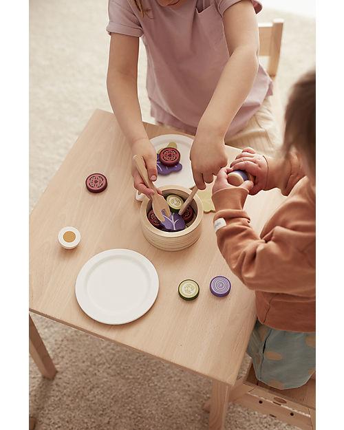Kid's Concept Salad  Play Set - 21 Pieces - Everyone at the table! Wooden Food