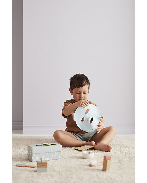 Kid's Concept Spa Play Set - Wood - 16 Pieces - Are you ready to relax? Pretend Play