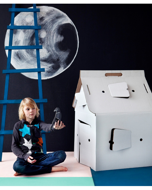 Kidsonroof Casa Cabana White - Playhouse made of 100% Recycled Cardboard - Paint and Colour to make it your own! Playhouses