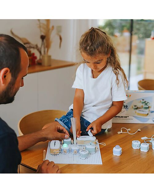 Kidywolf My First Electricity Kit - 18 Pieces - Discover the World of Energy STEM toys