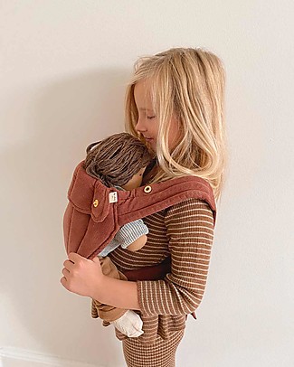 Konges Slojd Baby Toy Carrier - Cinnamon Pretend Play