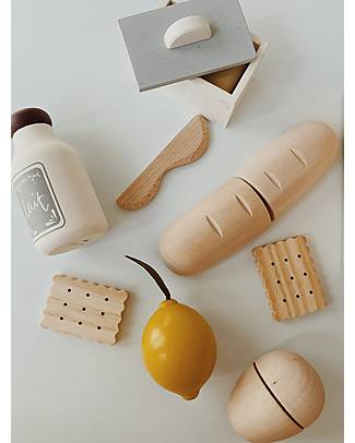 Konges Slojd Wooden Picnic Food Box - Ecofriendly and Funny! Wooden Food