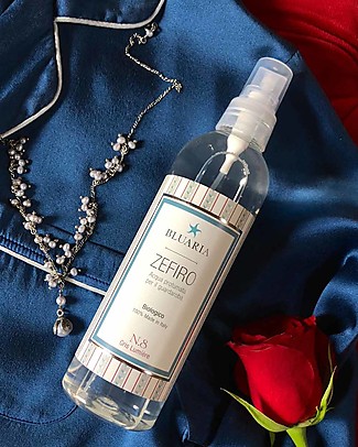 La Saponaria Bluaria Scented Water for Rooms and Fabrics "Zefiro", Rose and Agar - 250 ml Home Cleaning