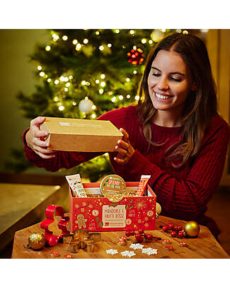 La Saponaria Holiday Set - with Lip Gloss + Glow Body Cream + Hand Cream + Arctic Fox Nail File Body Lotions And Oils