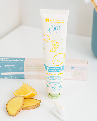 La Saponaria Protective Toothpaste - Lemon and Ginger - 75 ml Toothpaste and Toothbrush