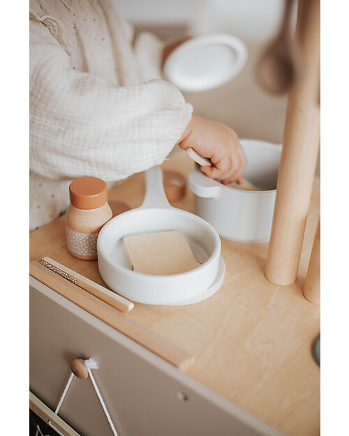 Label Label FSC Wooden Toy Toaster with Accessories - Beige - 12+ m Toy Kitchens