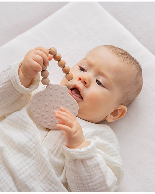 Label Label Teething Shell - Nougat - Silicone Teethers