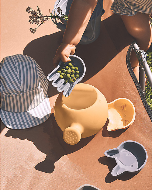 Liewood Lyon Watering Can - Cat Yellow Mellow - 100% Silicone Gardening Toys