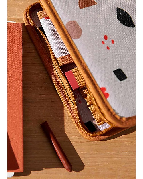 Liewood Peggy Pencil Case - Friendship Sandy Mix - 20,5x30 cm Pencil Cases