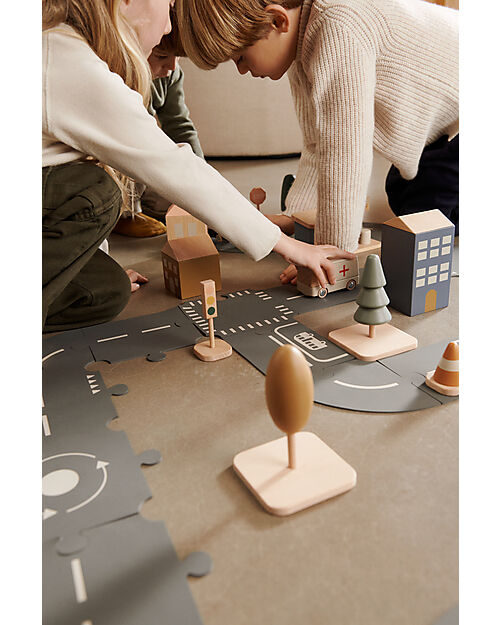 Liewood Village Road Set - Apple Red Multi Mix - Beechwood - 11 Pieces Wooden Toy Cars, Trains & Trucks