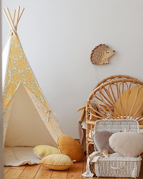 Little Lights LED Lamp with Dimmer - Hedgehog - Autumn Brown - Pinewood Bedside Lamps