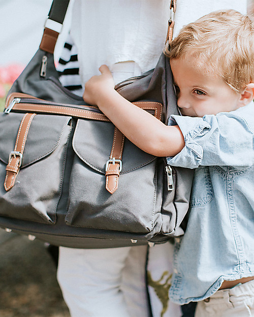 Little Unicorn Rambler Mum and Dad Changing Bag Grey Complete with changing mattress woman