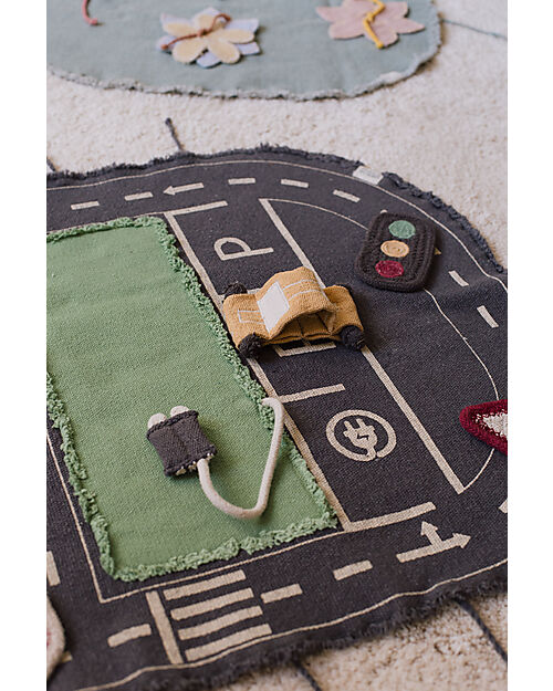 Lorena Canals Eco City Set - Canvas/Traffic Light/3 Road Signs/2 Cars - Dimensions 50x65cm - New Green Toys Collection Playmats