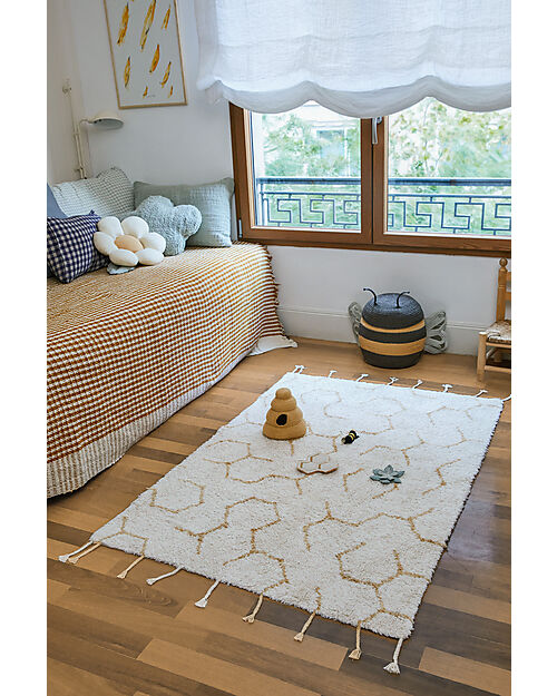 Lorena Canals Play Rug - Pollinatio - Ivory - Cotton - Planet Bee Collection - 90 x 130 cm Carpets