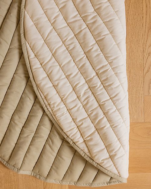 Lorena Canals Reversible Play Mat - Leaf - Olive Green - GOTS Organic Cotton - Bamboo Collection - Diameter 100 cm Carpets