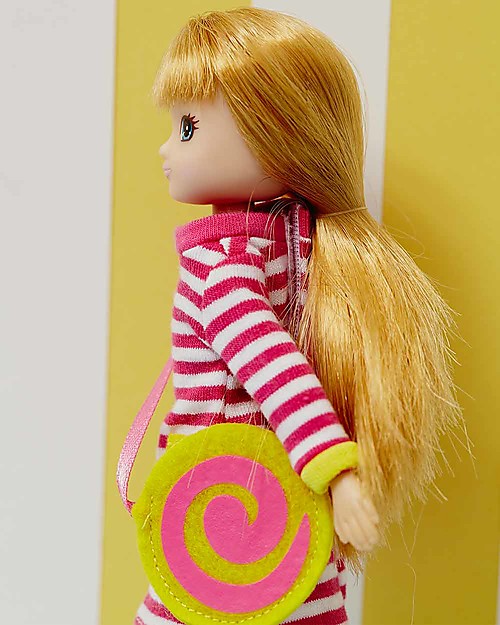 Lottie Raspberry Ripple Outfit Set, for Lottie Doll Dolls Accessories