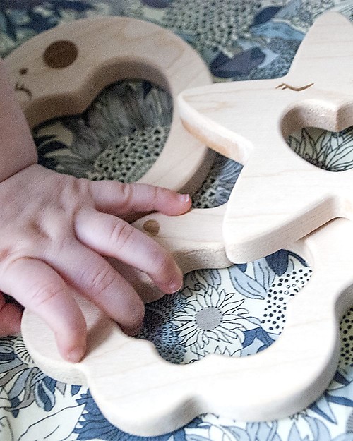 Loullou Natural Teether, Cuddle a Cloud Toy - Maple Wood Teethers