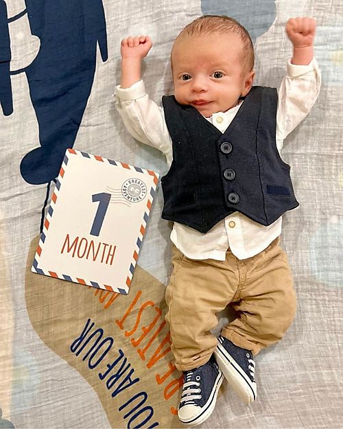 Lulujo Baby Baby’s First Year Swaddle + Cards Set, Greatest Adventure - For the social baby and parents! Muslin Swaddle