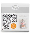Lulujo Baby Hello World Kit, Hat + Swaddle, Leopard, 120 x 120 cm - Bamboo Muslin Swaddle