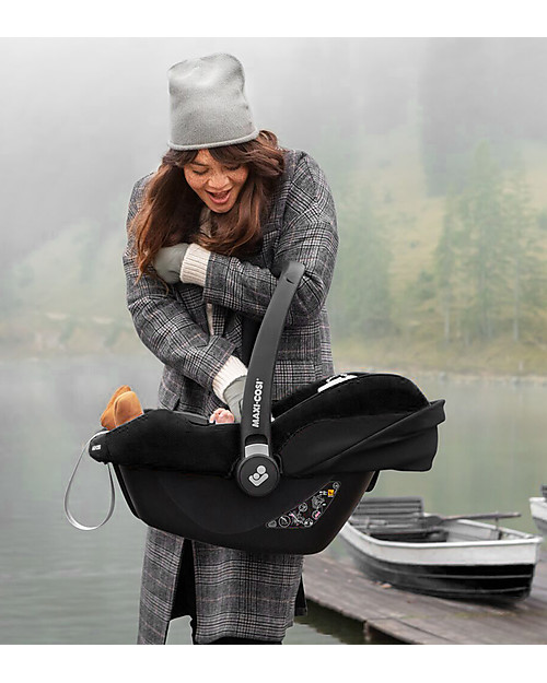 Maxi Cosi Tinca Car Seat - Essential Black - 0-12 months - i-Size Safety Car Seats Group 0+/1