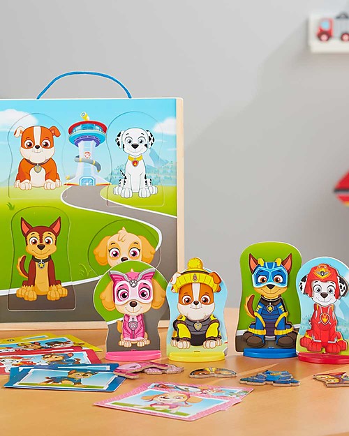 Melissa & Doug Paw Patrol - Magnetic Dress-Up Story Making Games