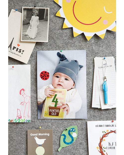 Milestone Baby Cards Milestone Baby Cards - ENGLISH TEXT -  Ideal gift for New Baby! Baby's First Albums