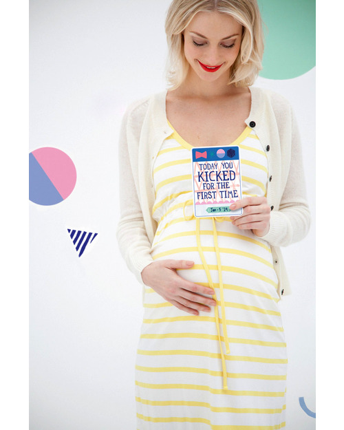 Milestone Baby Cards MILESTONE™ Pregnancy Cards - Box set of 30 cards - TEXT IN ENGLISH - The ideal present for the expecting mum! Baby's First Albums