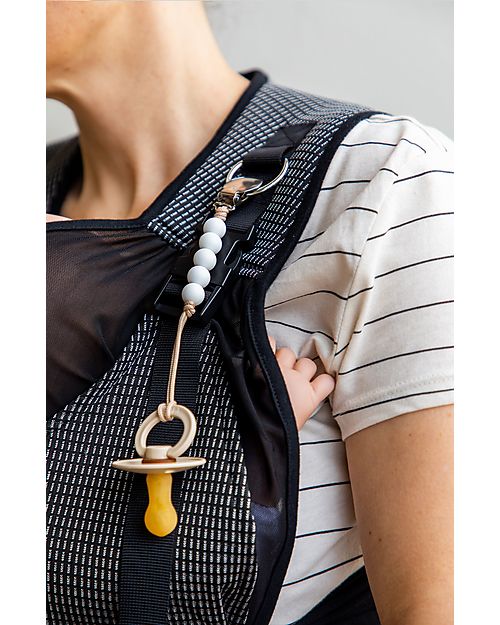 Moby Wrap Cloud Hybrid Carrier - Easy to wear! - High rise - Charcoal Grey, Checked Baby Carriers