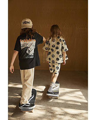 Molo Shorts - Peace Smile - 100% Cotton Shorts