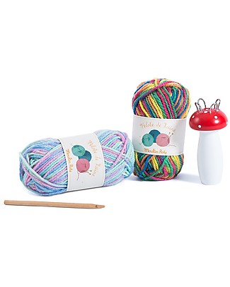 Moulin Roty French Knitting Kit, Les Jouets d'Hier - Bobbin + Balls + Needle Traditional Toys