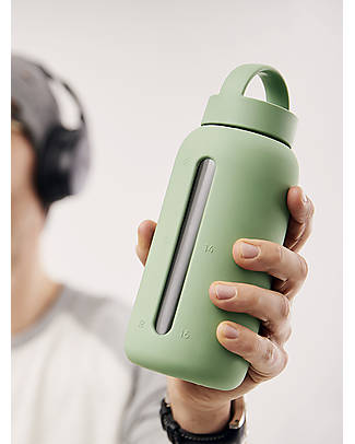 Muuki Bottle - Borosilicate Glass - Silver Sage - 750 ml - Reduce Plastic! Non-Thermal Water Bottles