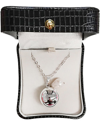 Nibbling Freshwater Pearl/Silver Bola/Chain Pregnancy Chimes