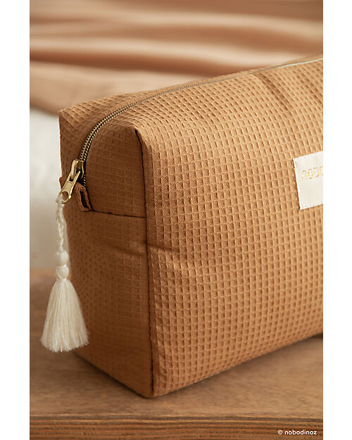 Nobodinoz Diva Waterproof Beauty Case - Caramel - 16x25x10 cm - Organic Cotton Makeup Bags and Pouches