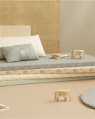 Nobodinoz Saint Barth Mattress and Playmat - White Gatsby/Green - 120x60x4 cm - Organic cotton Playmats
