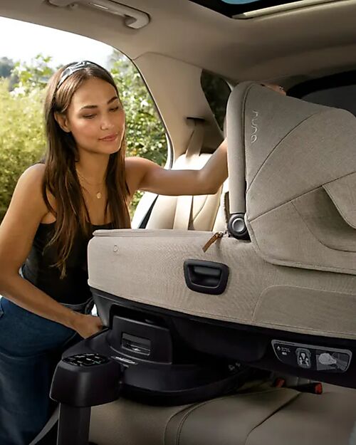 Nuna Cari Next Carrycot for Stroller and Car - Cedar - Compatible with Next Base - Lightweight Safe and Transportable Pram Systems