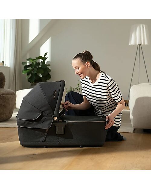 Nuna Carrycot Lytl - Riveted Rose - Comfortable and Safety Pram Systems