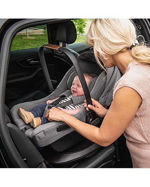 Nuna Pipa Next i-Size Car Seat - Granite - Black - Double Installation - Group 0+ Car Seats Group 0+/1