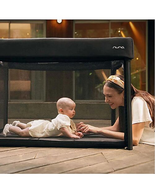 Nuna Travel Cot Paal - Caviar - Easy and Compact Folding Travel Cots