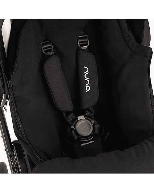 Nuna Winter Kit – Caviar – Stroller Footmuff and Mittens Footmuffs