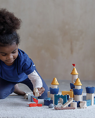 PlanToys Castle Wooden Blocks - Includes Characters Building Blocks