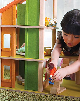 PlanToys Chalet Dollhouse with Forniture - 36 x 78 x 60 cm Dolls Houses